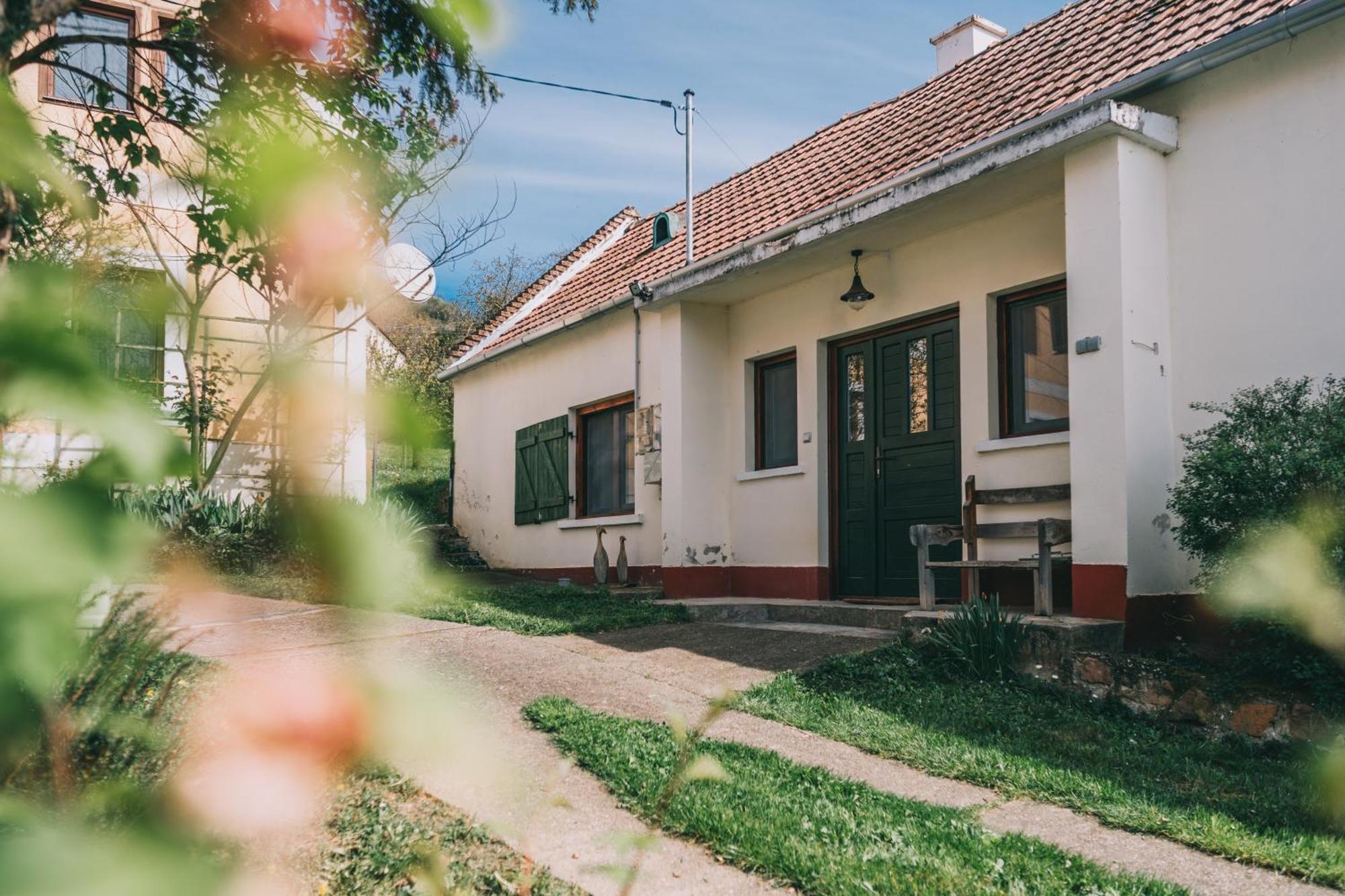 Feher Barany Apartment Szigliget Exterior foto