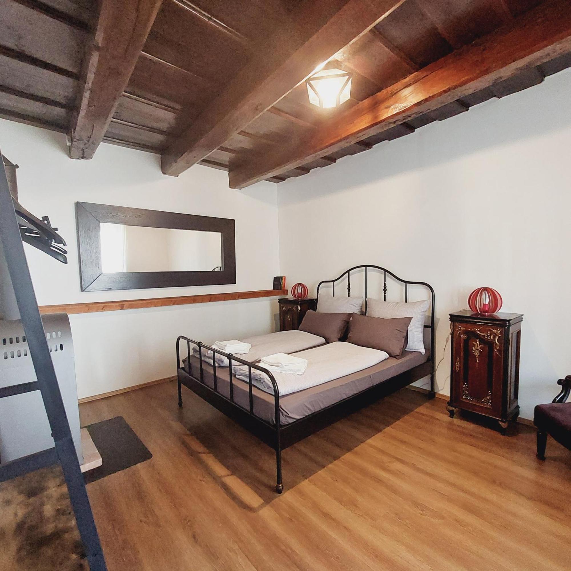 Feher Barany Apartment Szigliget Quarto foto